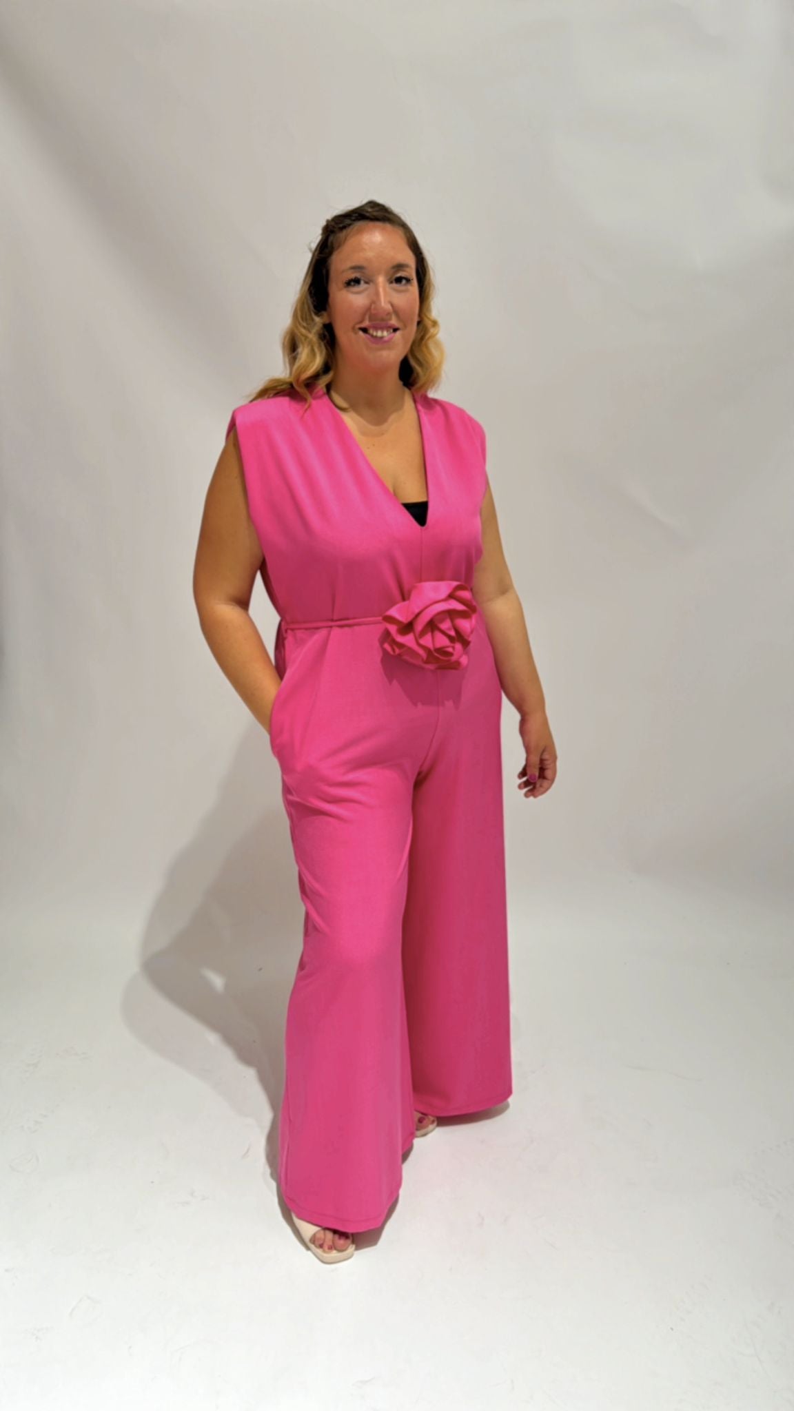 Tuta Con Cintura Rosa