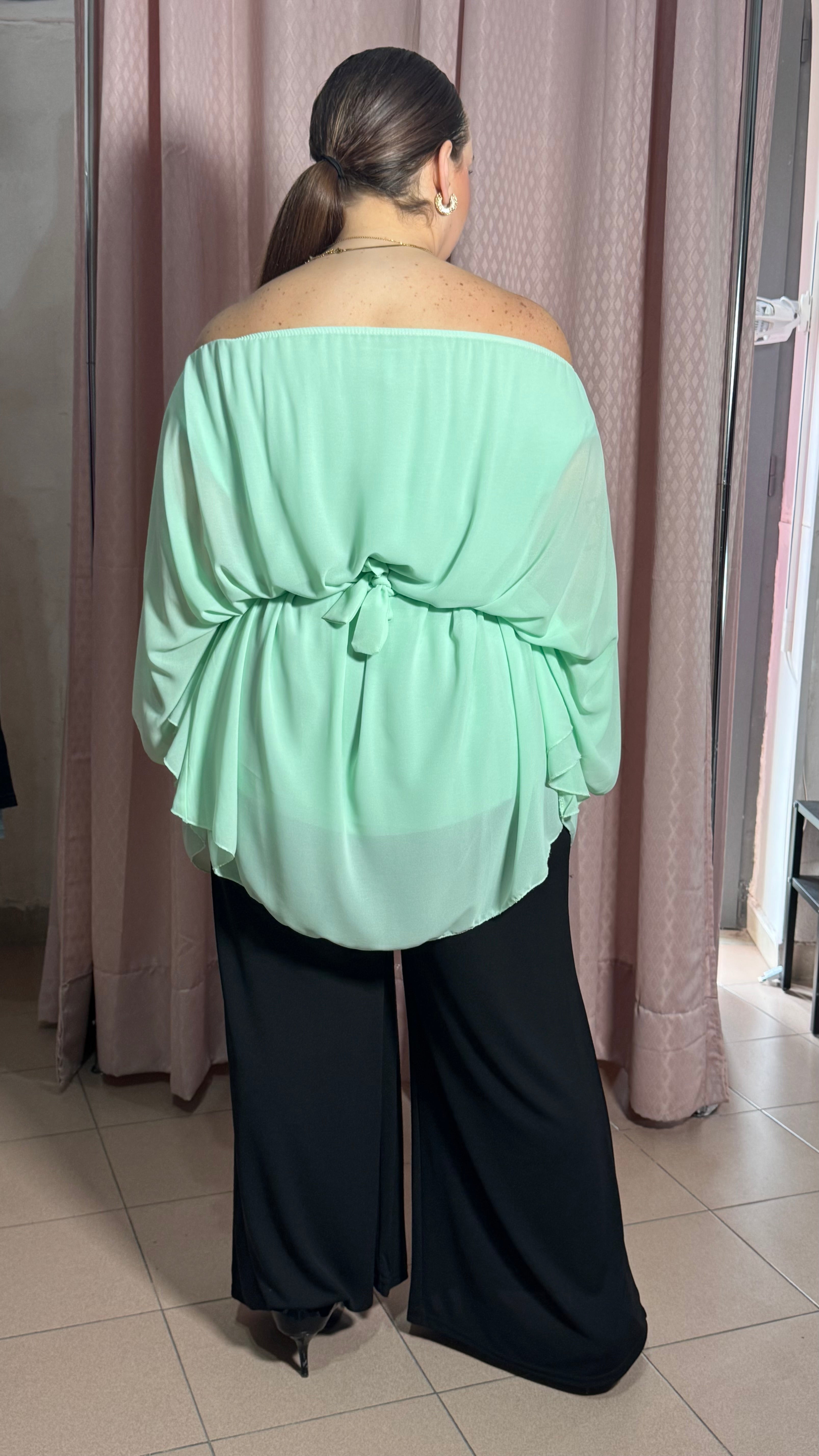 Maglia velata con cintura
